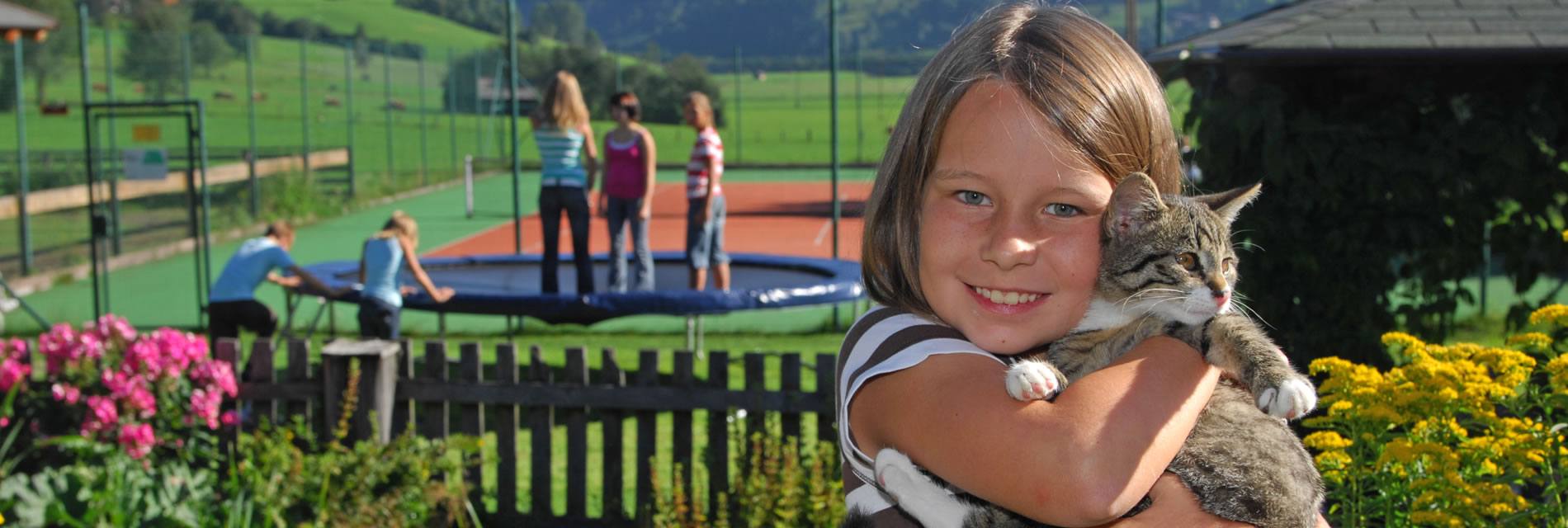 Kinderparadies am Kinderbauernhof und Familienbauernhof Ransburgerhof in Flachau Reitdorf