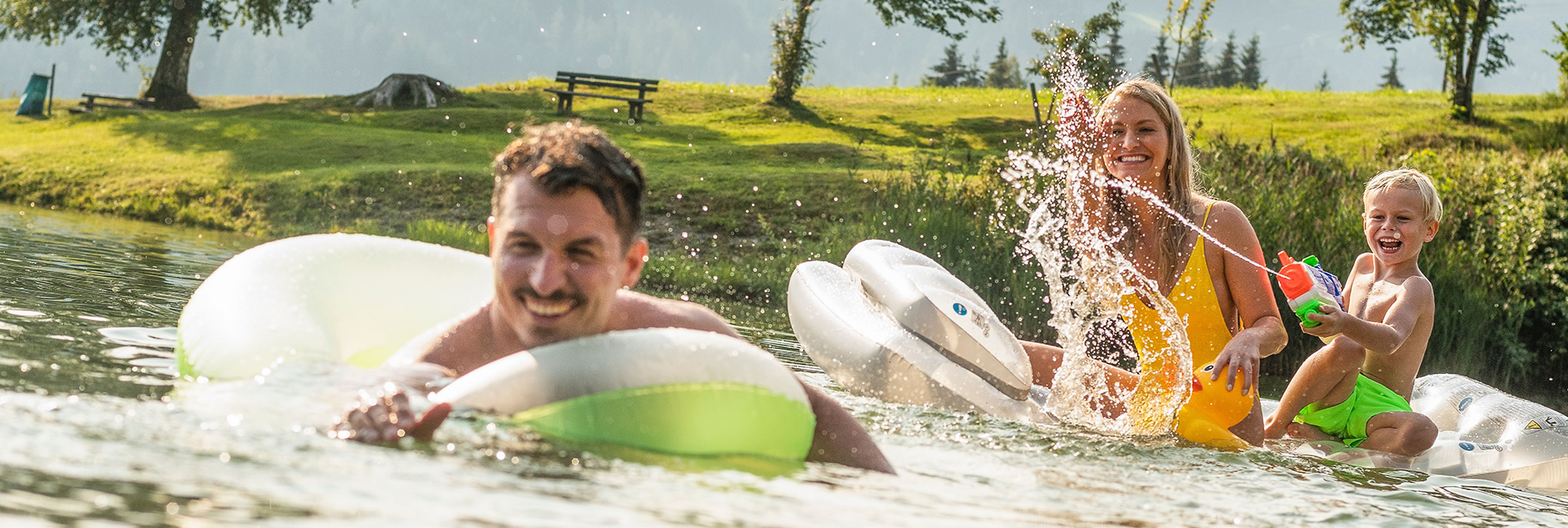 Viel Spaß mit der ganzen Familie beim Baden im Reitecksee beim Sommerurlaub in Flachau