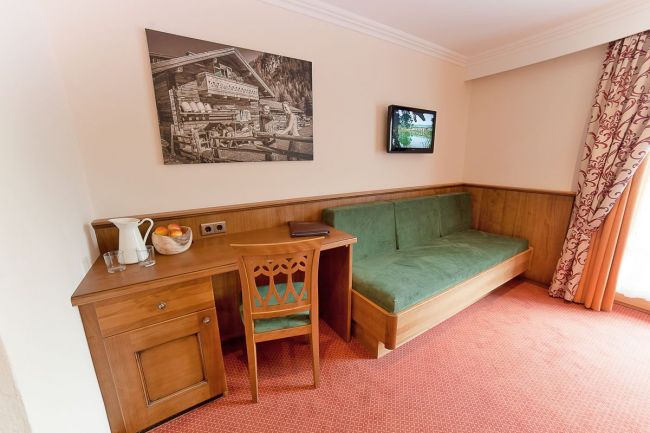 Couch Dreibettzimmer